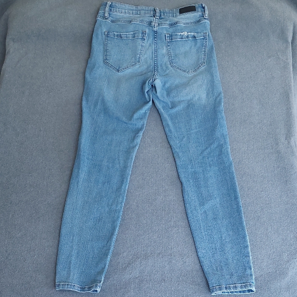 Nicole Miller NY Soho High Rise Skinny Jeans Distressed Light Wash Size 4 Stretc - Picture 7 of 7